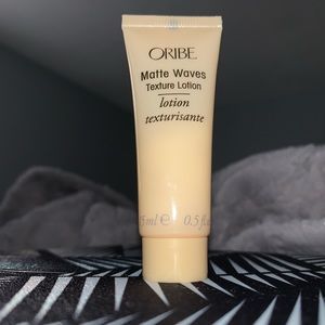 Oribe Matte Waves Texture Lotion